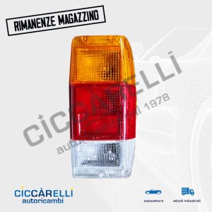 Fanale posteriore Nissan Vanette Bus Van 1981 1982 1983 1984 1985 1986 1987 1988 1989 1990 1991 1992 1993 1994 1995 nuovo compatibile Depo dx ds destro 215-1923R-A