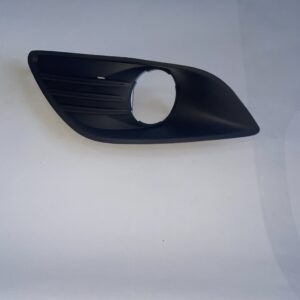 GRIGLIA PARAURTI ANTERIORE SINISTRA SENZA CORNICE FENDINEBBIA FORD FOCUS (DB/FCH/DH) 2008-2011