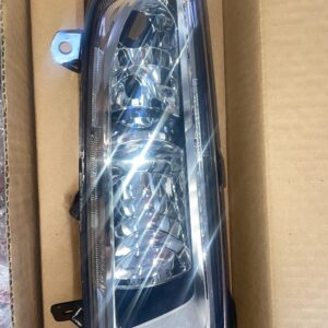 FANALE ANTERIORE DESTRO CON PARABOLA CROMATA SENZA PORTALAMPADA VOLKSWAGEN POLO 6R 2009-2014 - FA006190